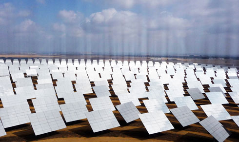 Paneles solares pequeños y rectangulares