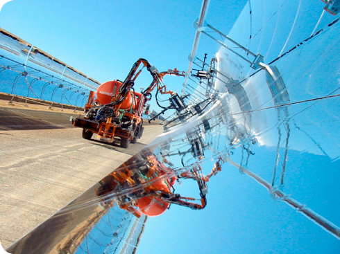 Parabolic trough cleaning truck